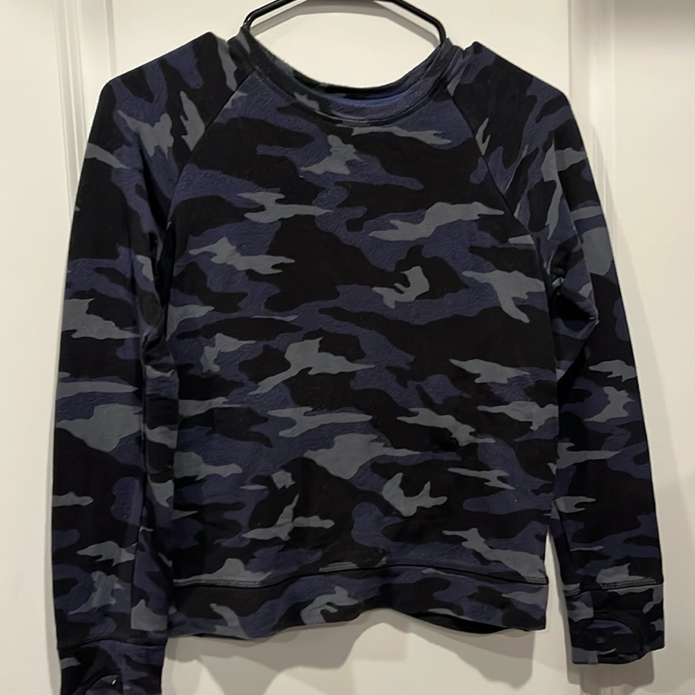 Athleta Girls Lot - 2 leggings, 1 sweatshirt - size 12